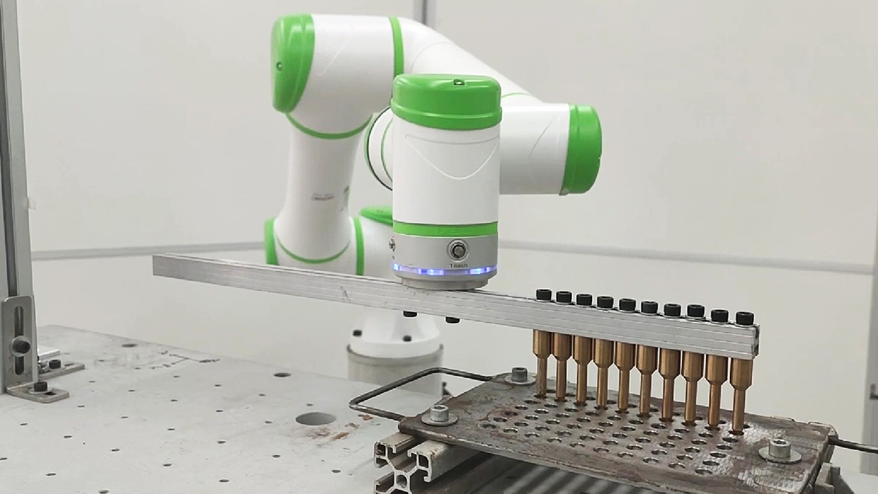 G6协作机器人硫化机上下料